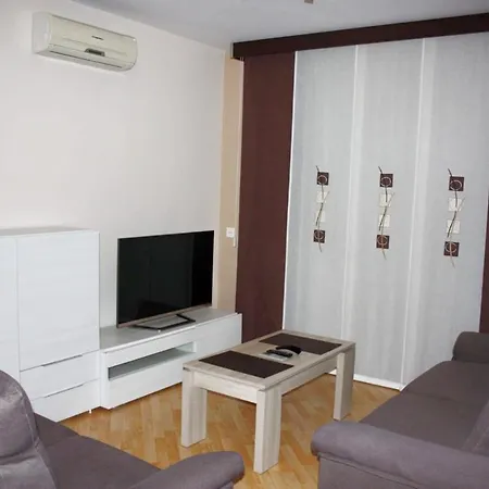 Paseo Maritimo Apartment